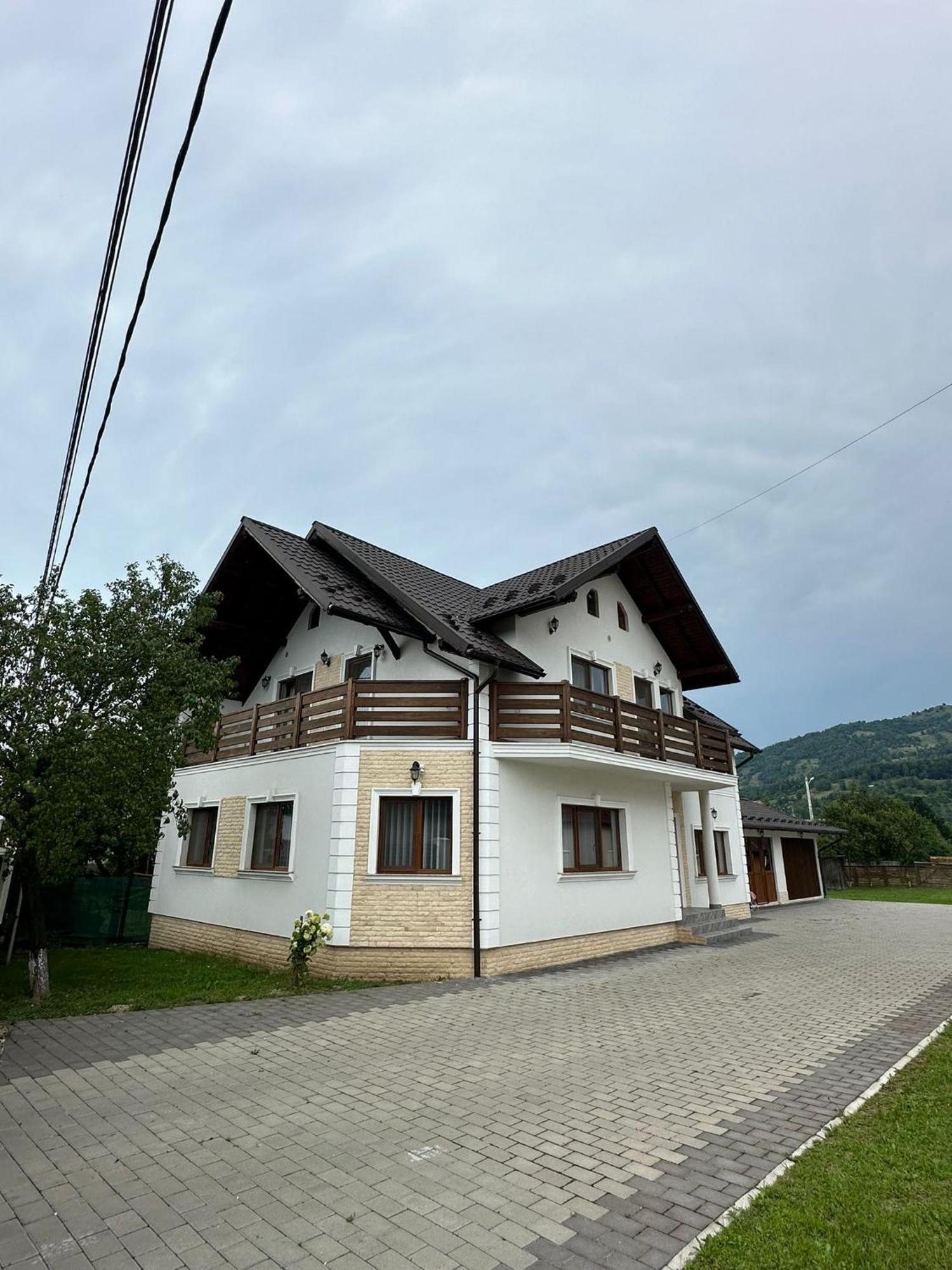 Casa Dacului Hotel Petrova Exterior photo